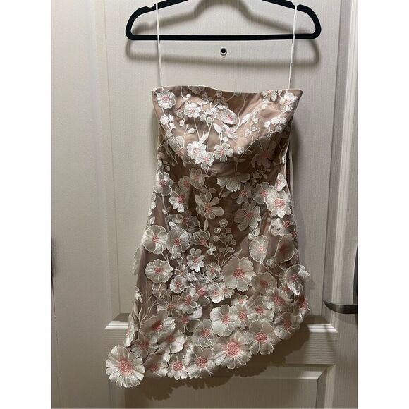 Elliatt Floral Appliqué Strapless Cocktail Minidress Bridal Wedding Guest size S - Picture 3 of 8